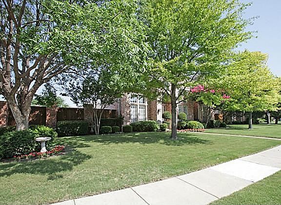 3rd image of 3601 Trillium Dr