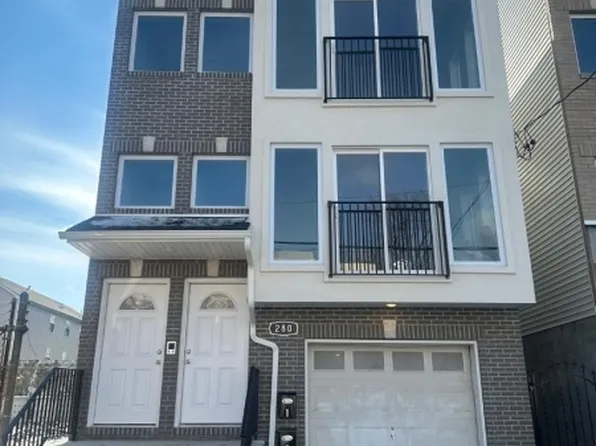 280 W Runyon Street, Newark City, NJ 07108