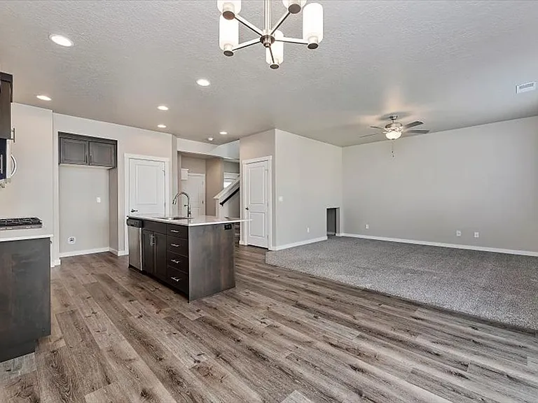 3093 N Summermoon Ave — Photo 16