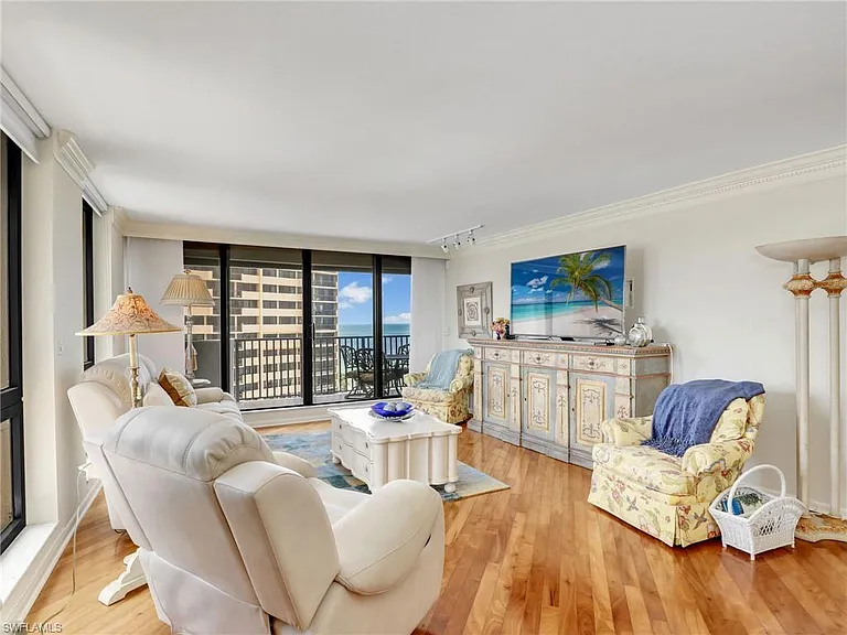 4005 Gulf Shore Blvd N #800 — Photo 21