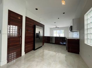 1966 NW 170th Ave #11966, Pembroke Pines, FL 33028
