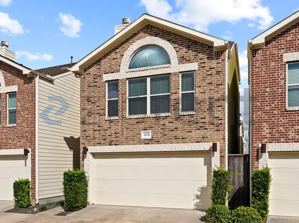 11504 Main Elm Dr, Houston, TX 77025