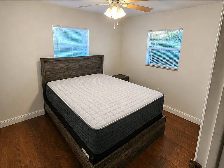 7334 Filbert Ln — Photo 24