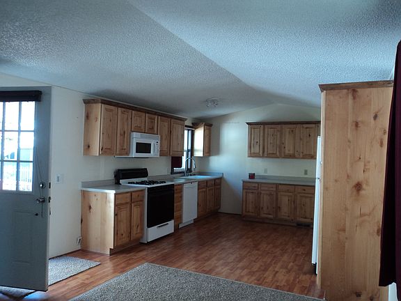 3rd image of 4725 S Yucca Dr