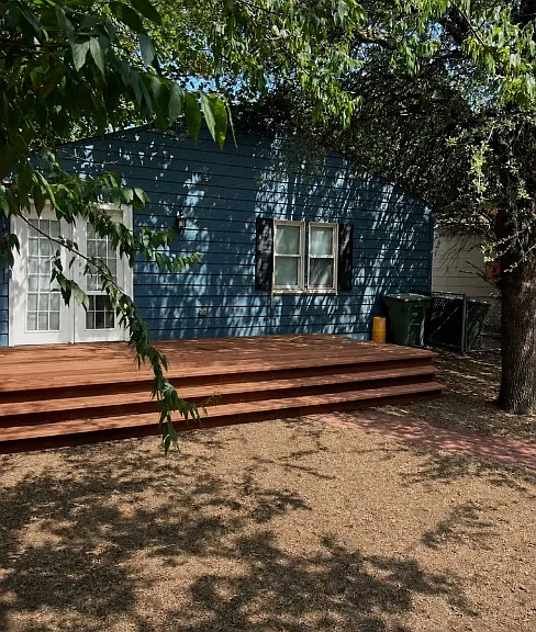 819 N Blvd — Photo 10