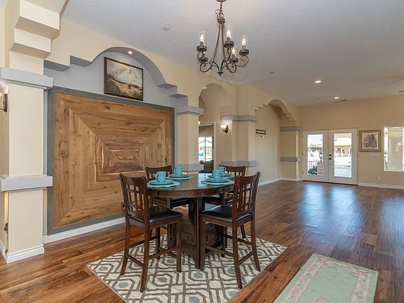 2nd image of 26754 Lakeview Dr