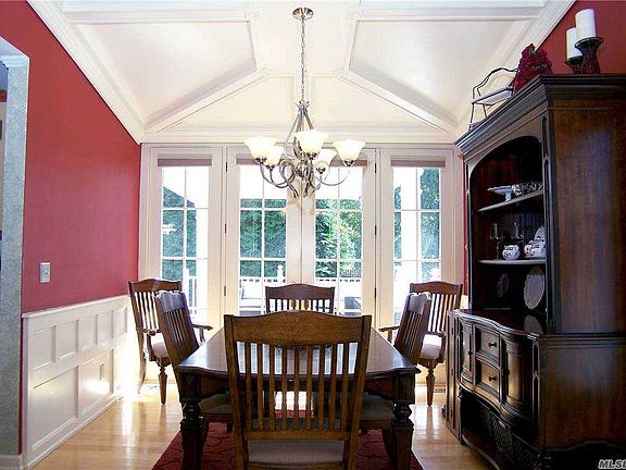 5th image of 26 Crown St