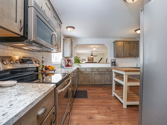 5th image of 14210 120th Avenue Ct E