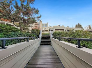 7453 Old Redmond Rd, Redmond, WA 98052