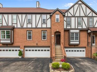 304 Kingsberry Cir, Pittsburgh, PA 15234