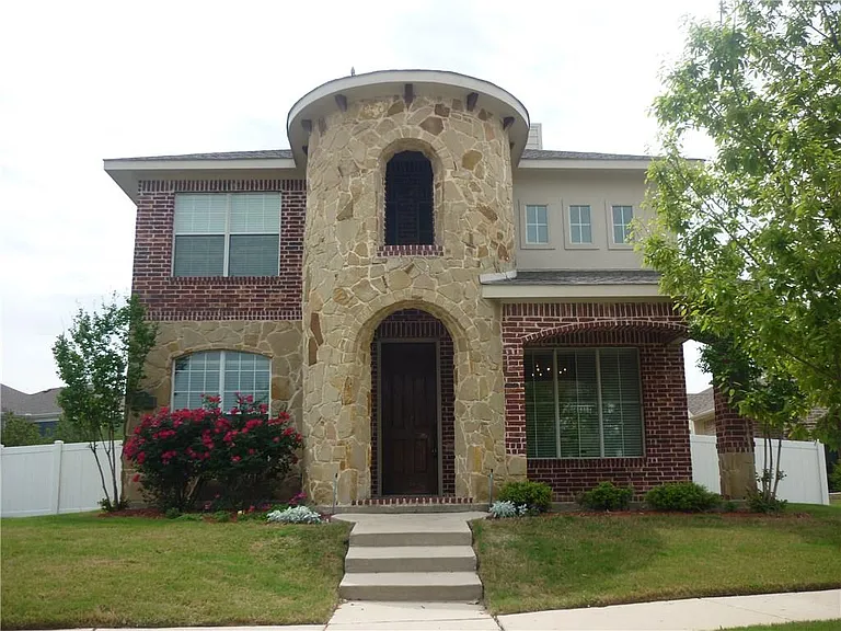 1008 Caudle Ln — Photo 1