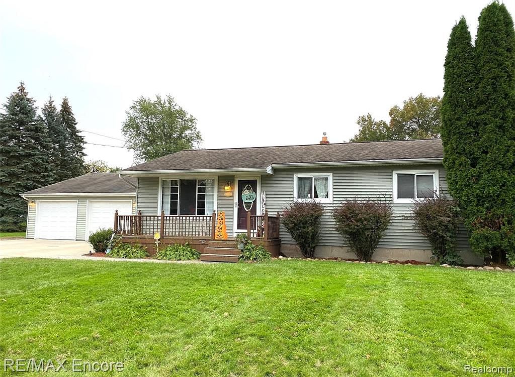 609 Bentley St, Chesaning, MI 48616 Zillow