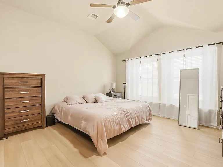 8022 Atwood Hills Ln — Photo 21