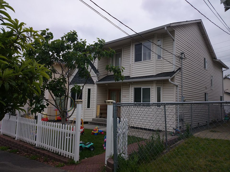 2nd image of 9326 Beacon Ave S