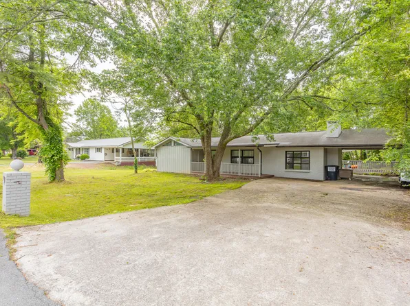 2008 Carol St, Rossville, GA 30741