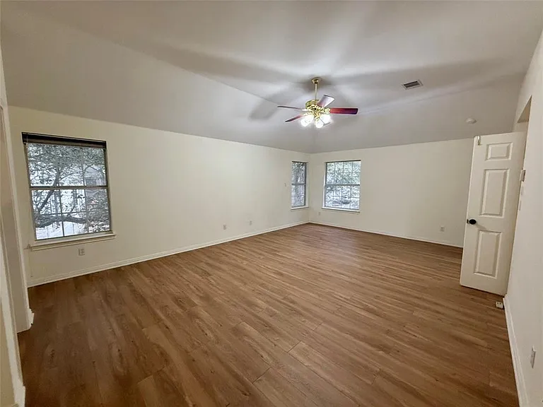 15220 Calaveras Dr — Photo 15
