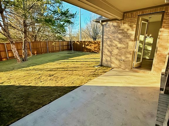 3rd image of 6305 Belle Ct