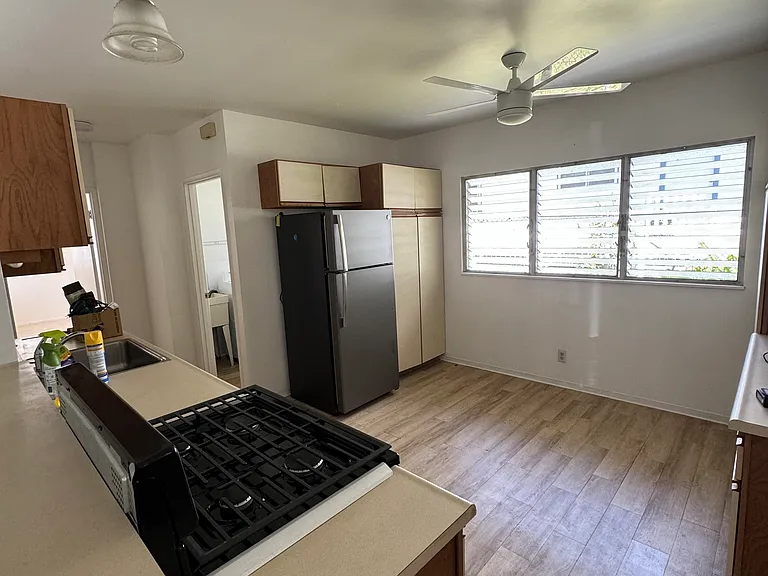 2516 Pamoa Rd #A — Photo 4