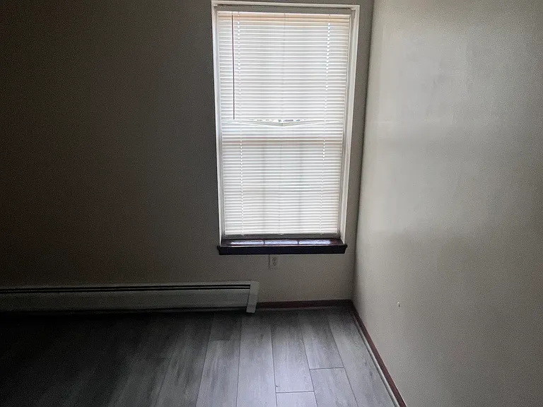 539 136th Ave — Photo 14