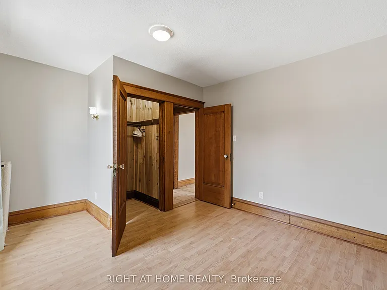 65 Fairholt Rd S #2 — Photo 15