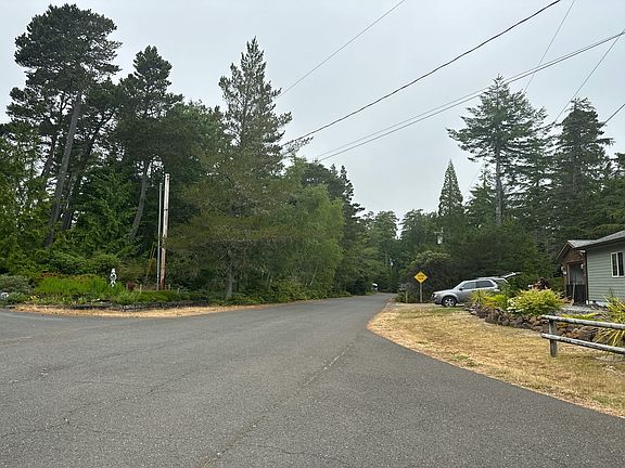 4th image of 35595 Clipper Ct
