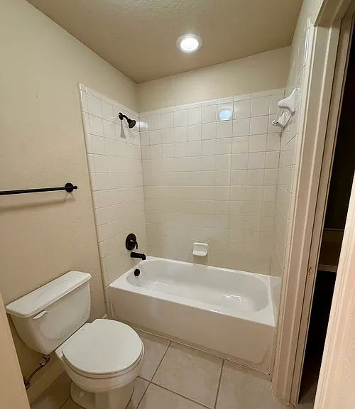 21706 Chaucer Hl — Photo 15