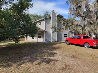 10745 Fawn Dr, New Port Richey, FL 34654