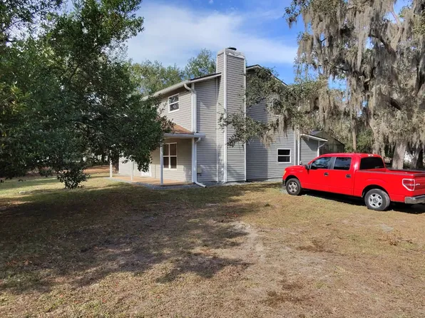 10745 Fawn Dr, New Port Richey, FL 34654