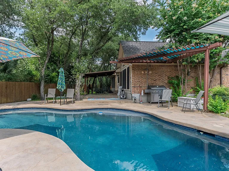 8908 Pepper Rock Dr — Photo 38
