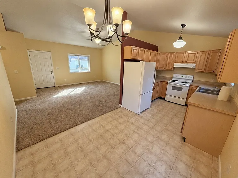 3020 Elm St #3020 — Photo 5