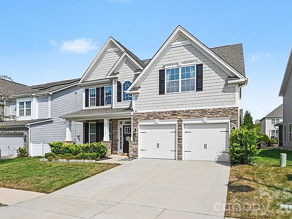 4th image of 5710 Rainbow Ln