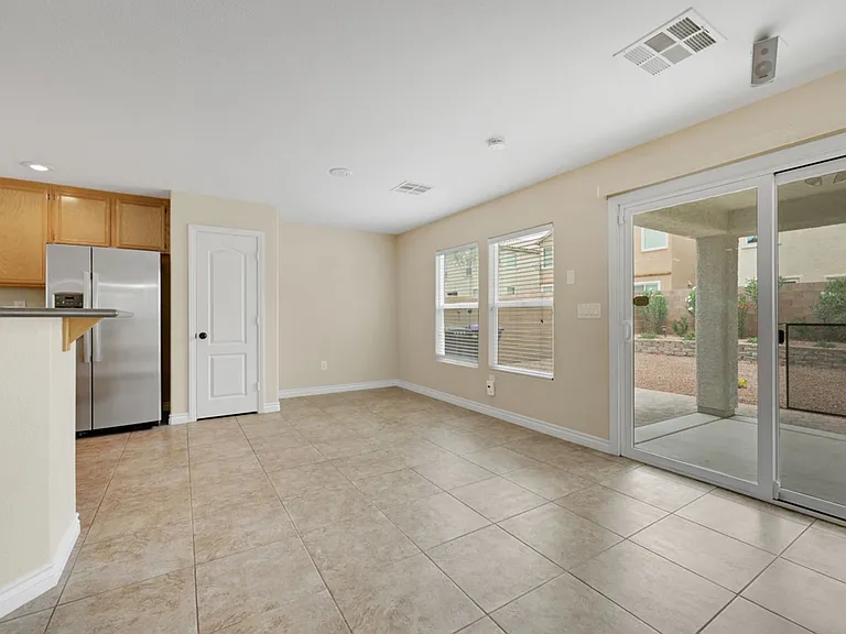 2312 Cockatiel Dr — Photo 8