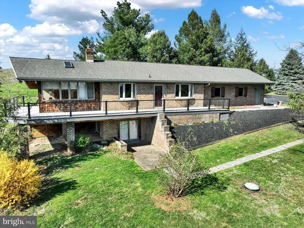 2076 Jefferson Rd, Spring Grove, PA 17362