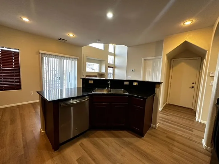 3508 Ponza Ct — Photo 6