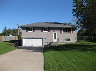 13933 Uplander St NW, Andover, MN 55304