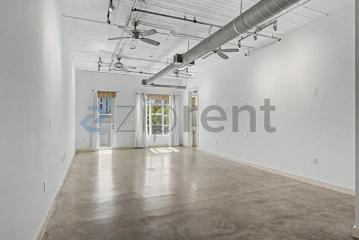 3 bed, 2.5 bath, 2000 sqft, $5,800 — Photo 4