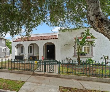 1104 French St, Santa Ana, CA, 92701