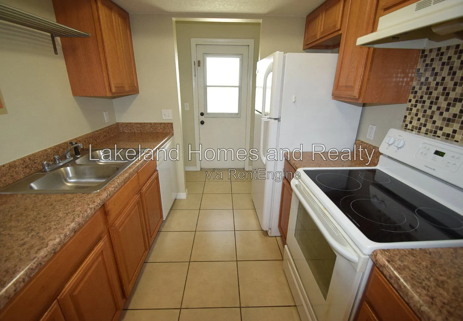 2 bed, 1.5 bath, $1,350 — Photo 4