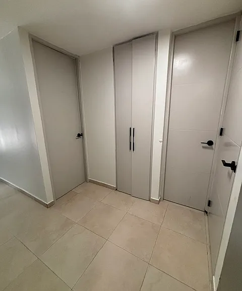 1700 McLeary St #2 — Photo 3