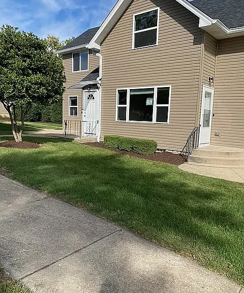 1251 Elizabeth St #2 — Photo 1