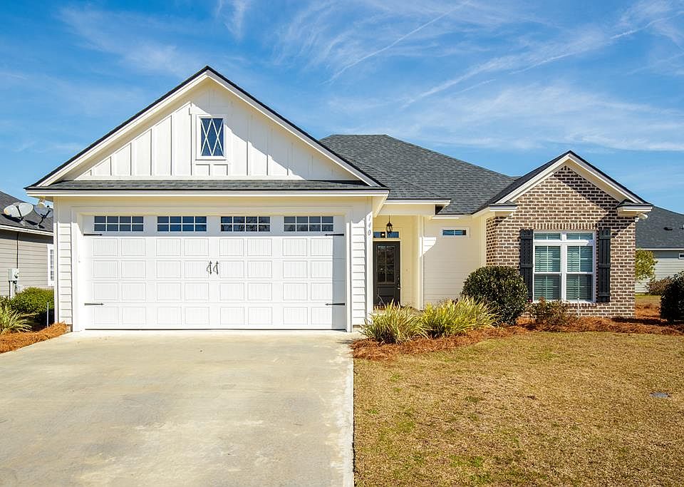 1st image of 140 Whippoorwill Dr