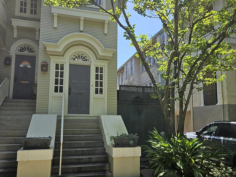 1535 Henry Clay Ave — Photo 1