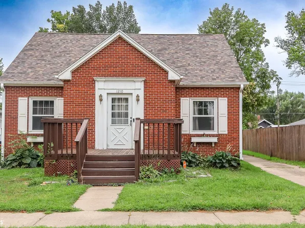 1210 Division St, Webster City, IA 50595