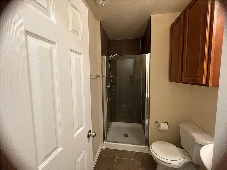 421 Brighton St — Photo 21