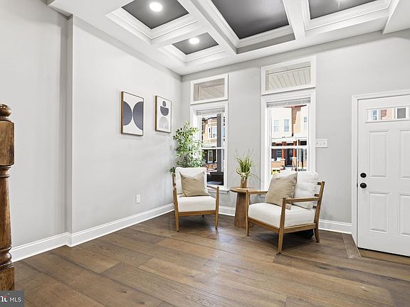 5th image of 1619 Appleton St