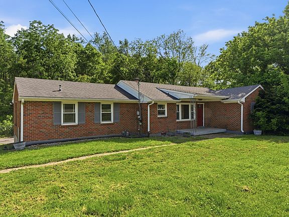 3rd image of 334 Moncrief Ave