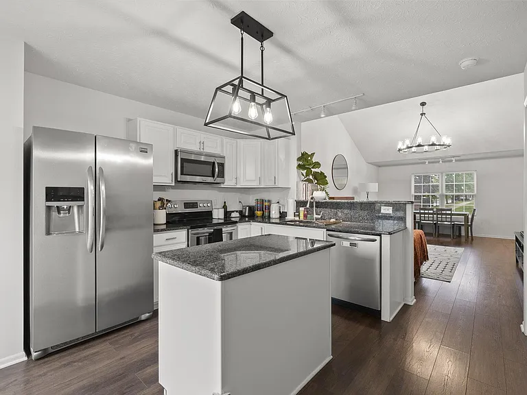 6007 Haydens Crossing Blvd — Photo 8