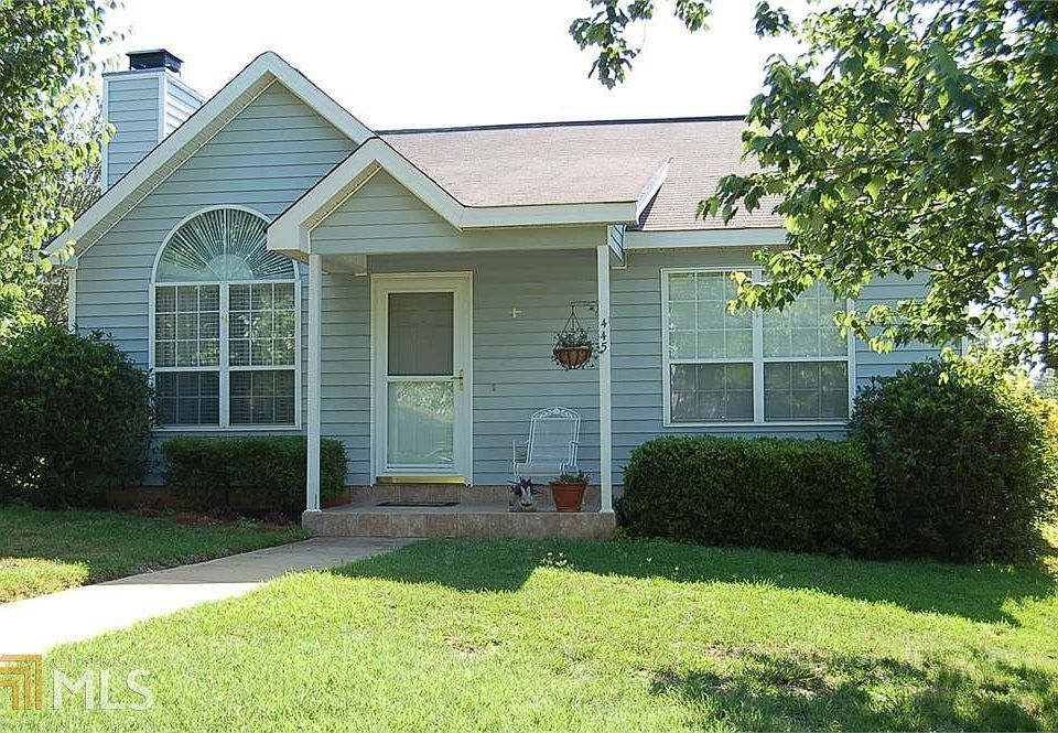 1st image of 445 Woodland Dr