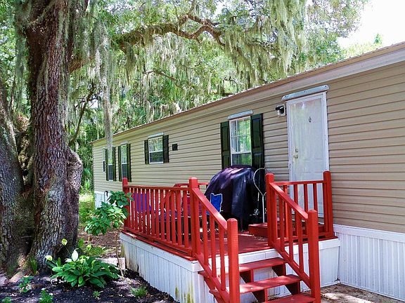 3rd image of 1001 Paradise Ln
