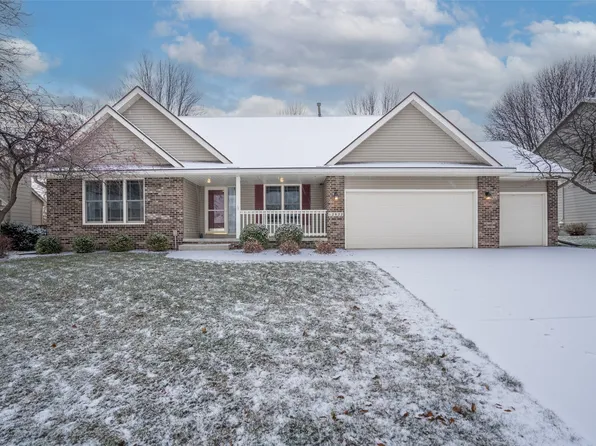 12822 Sunset Ter, Clive, IA 50325